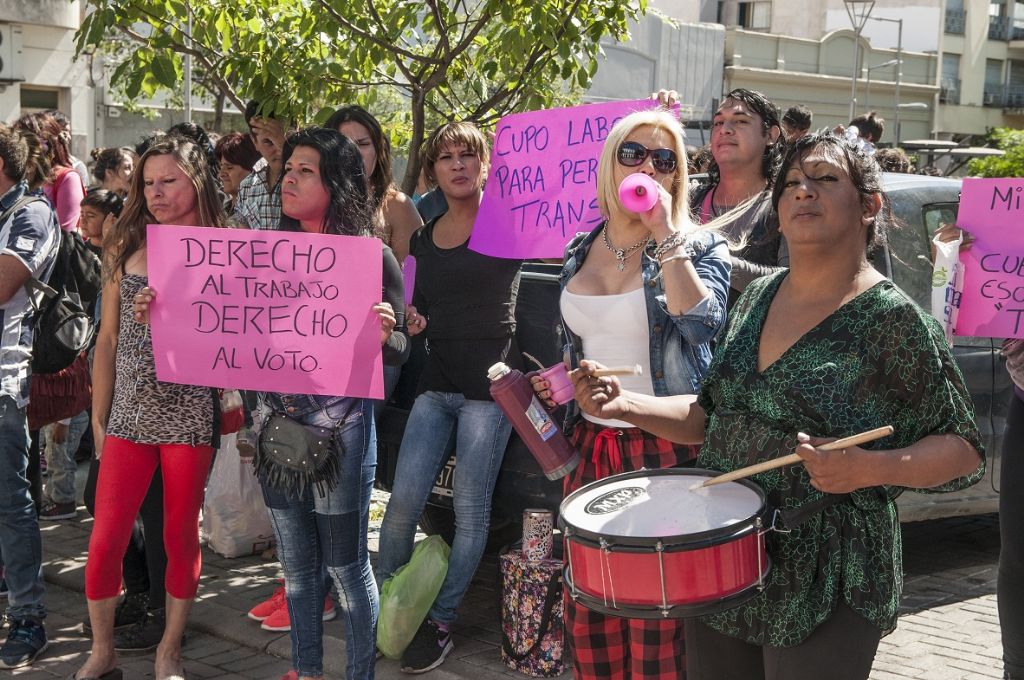 Las Personas Trans Existimos Resistimos Y Luchamos Por Nuestros Derechos Radio Futura Fm 905 5179