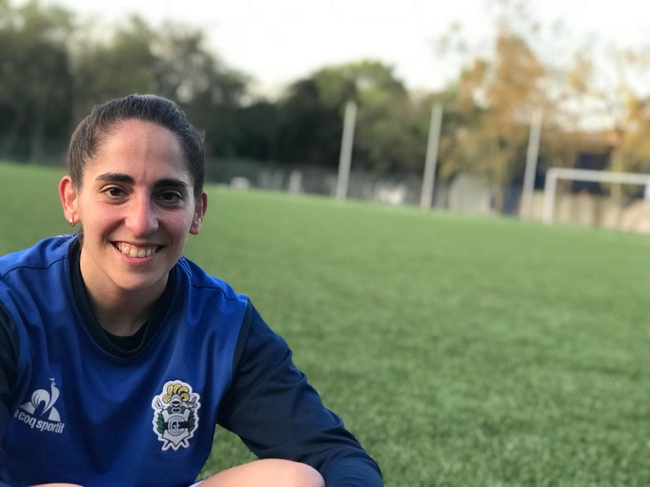 Diez Anos Atras No Habia Lugar Para Una Chica De 12 Que Quisiera Jugar Al Futbol Radio Futura Fm 90 5 Emisora Comunitaria