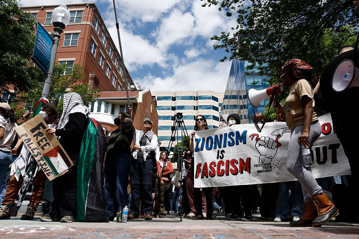 En Estados Unidos crecen las protestas estudiantiles contra la ...