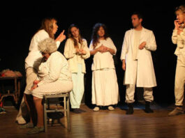 Por entradas agotadas, “Acuerdo para cambiar de casa” vuelve a escena en El Altillo del Sur